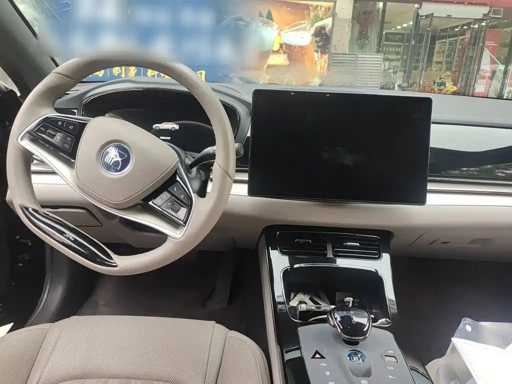 BYD Han — миниатюра 5