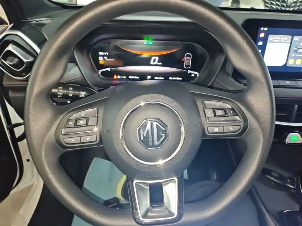 MG MG5 — миниатюра 11