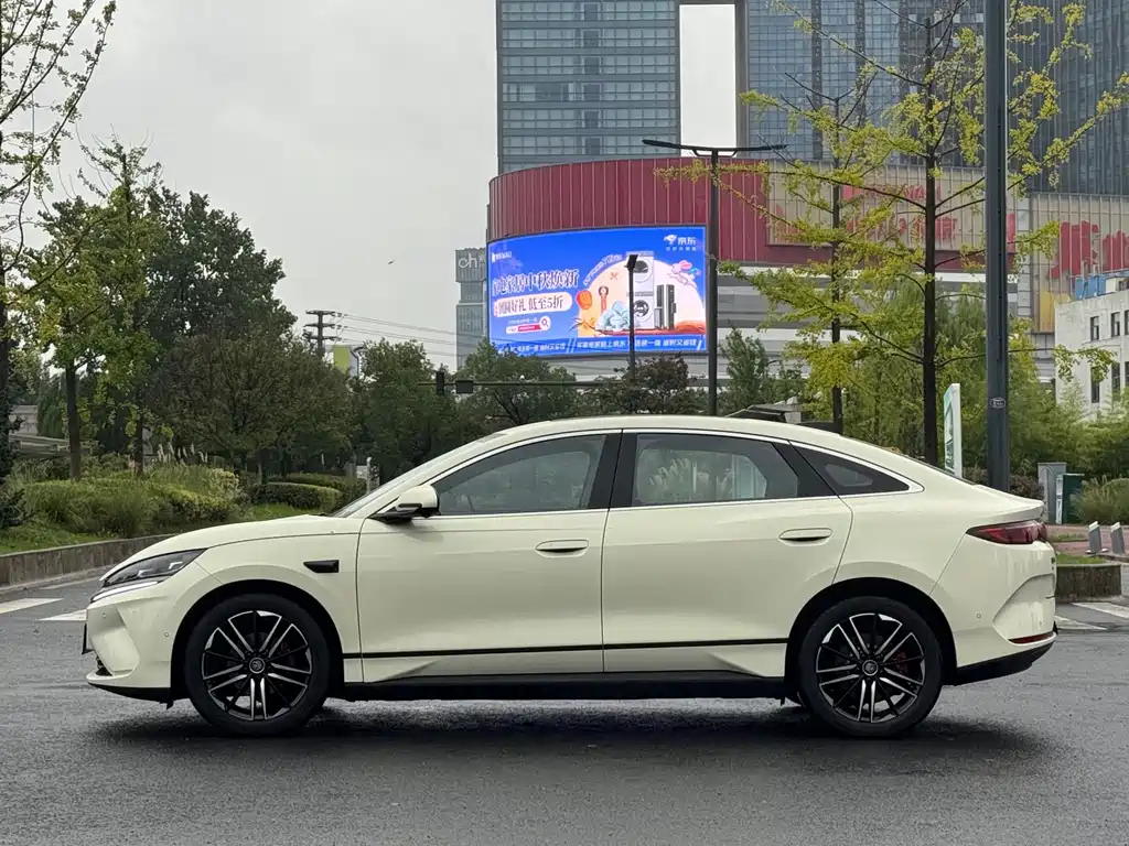 BYD Qin L — миниатюра 15
