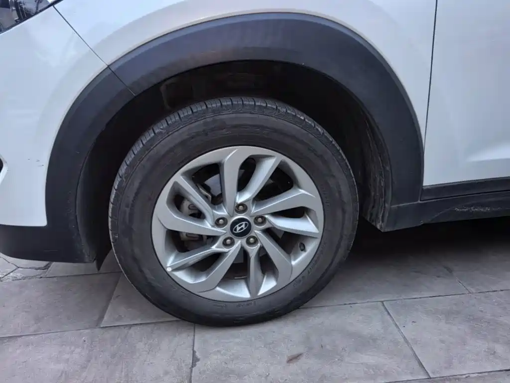 Hyundai Tucson — миниатюра 23