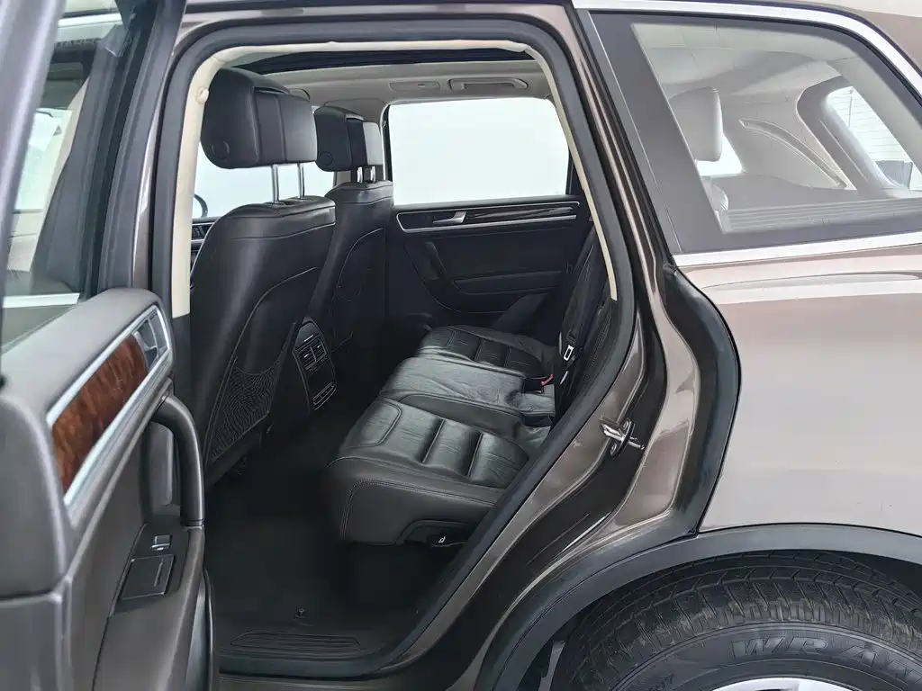 Volkswagen Touareg — миниатюра 15