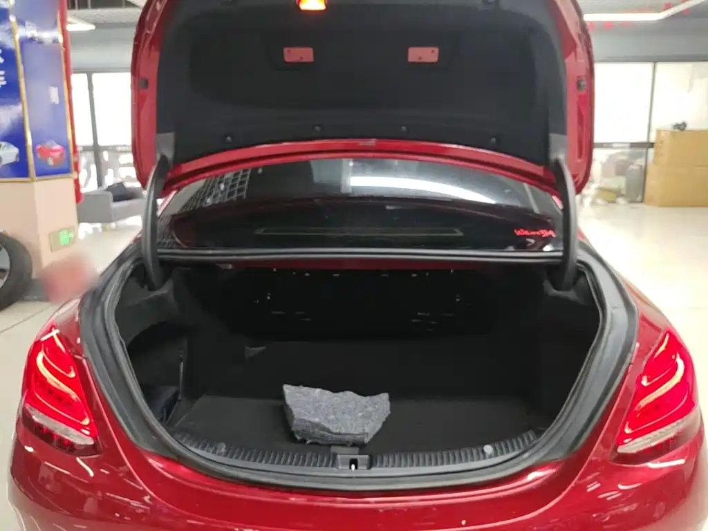 Mercedes-Benz C-Class — миниатюра 19