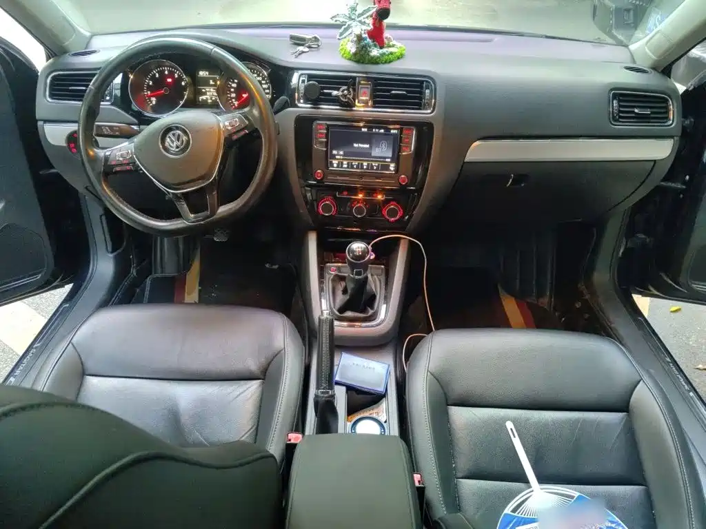 Volkswagen Sagitar — миниатюра 5