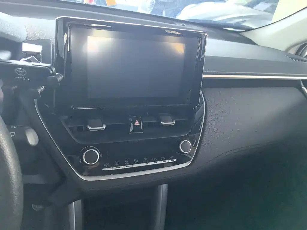 Toyota Frontlander — миниатюра 7