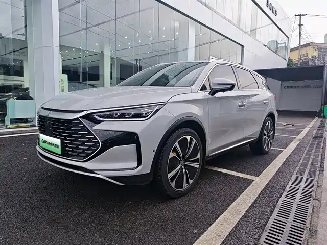 2023 BYD Tang