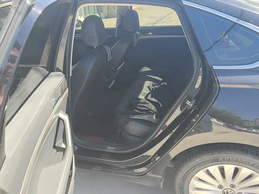Volkswagen Lavida — миниатюра 11