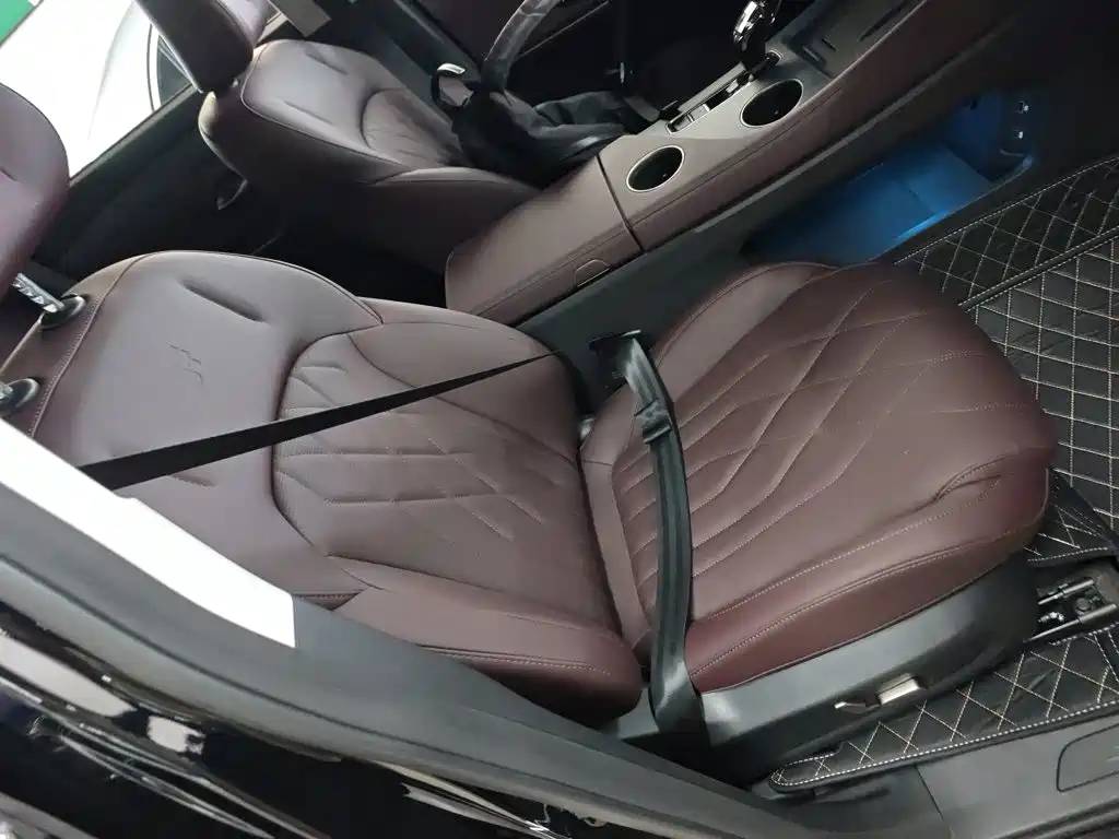 JETOUR X90 Pro 2024 1.6T DCT 7 мест