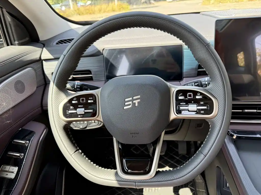 JETOUR X90 Pro 2024 1.6T DCT 7 мест