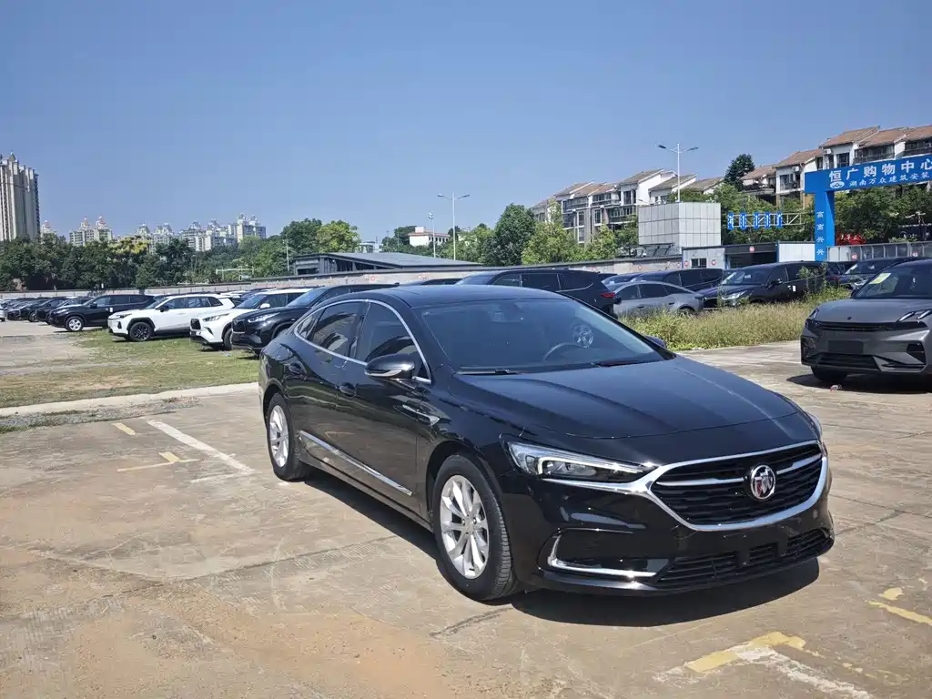 Buick LaCrosse — миниатюра 3