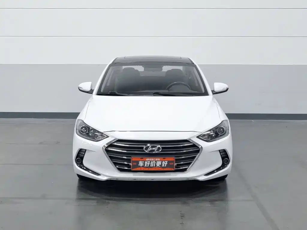 Hyundai Elantra — миниатюра 3