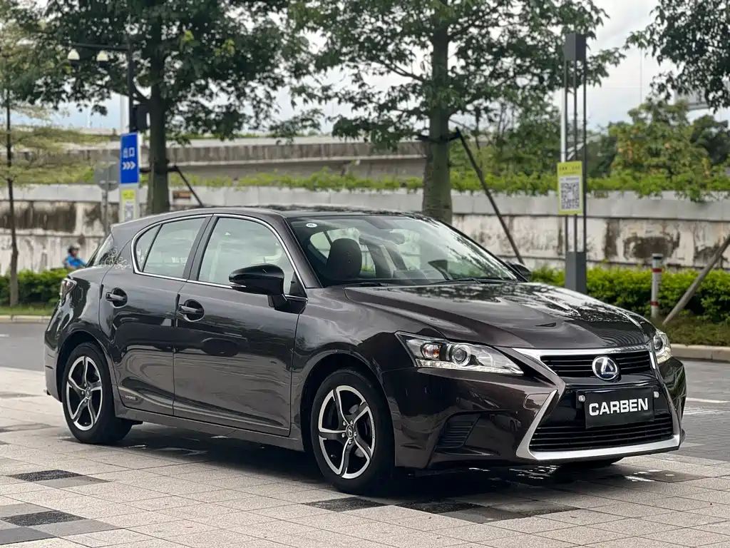 Lexus CT 2015 CT200h