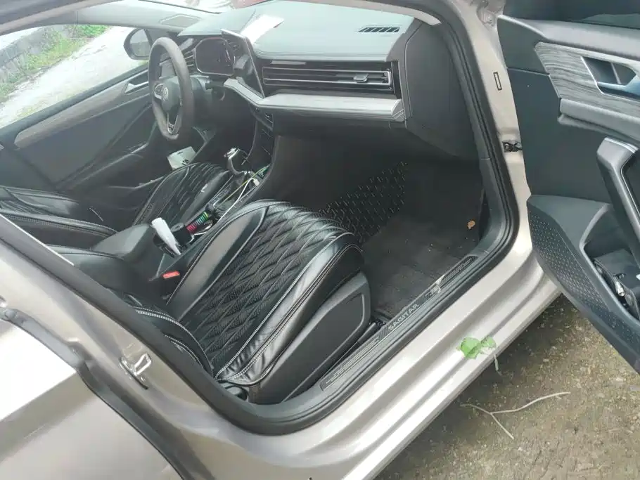 Volkswagen Sagitar — миниатюра 8