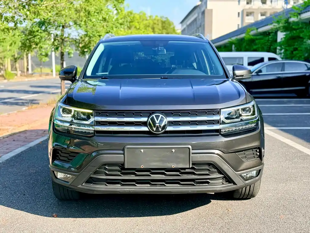 Volkswagen Tharu — миниатюра 2