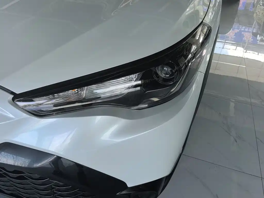 Toyota Frontlander — миниатюра 3