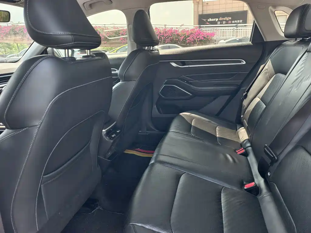 Geely Emgrand — миниатюра 6