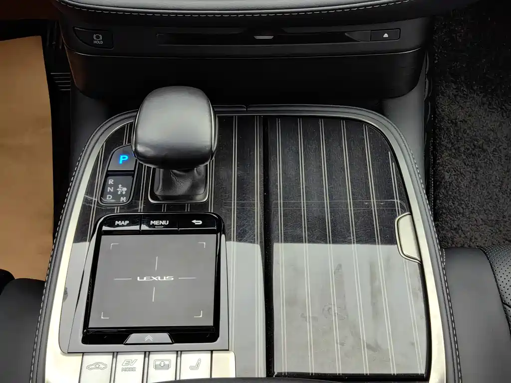 Lexus LS 500h Excellence Edition China V, фото 16