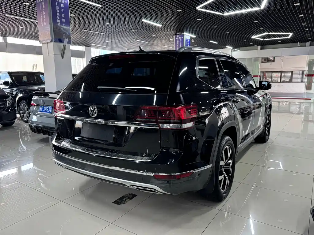Volkswagen Teramont — миниатюра 6