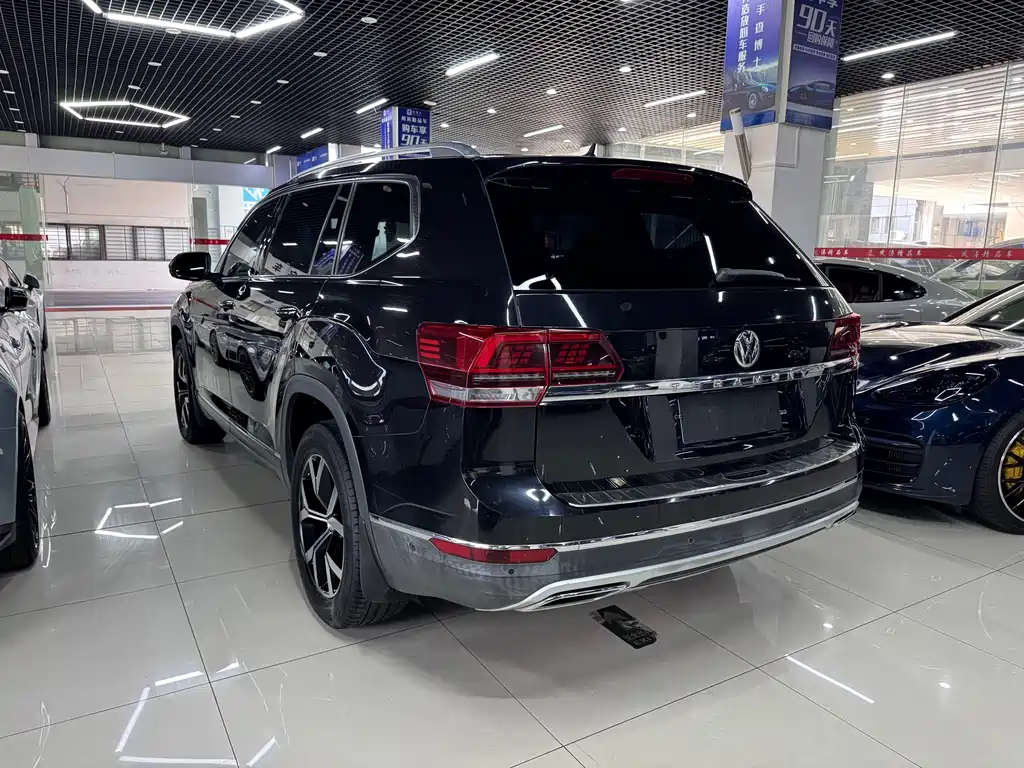 Volkswagen Teramont — миниатюра 4