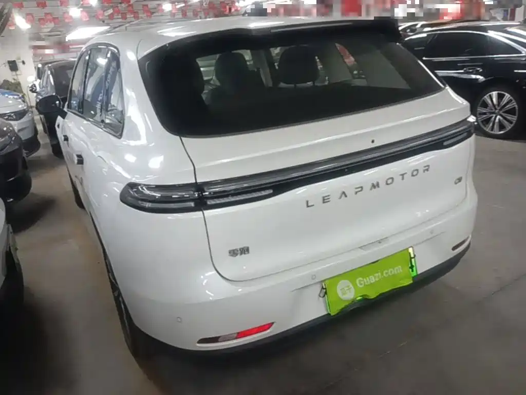 Leapmotor Leapmotor C10 — миниатюра 5