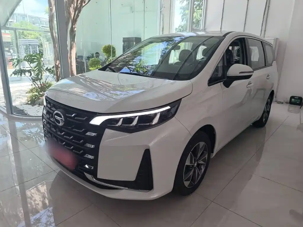 GAC Motor Trumpchi M6 — миниатюра 2