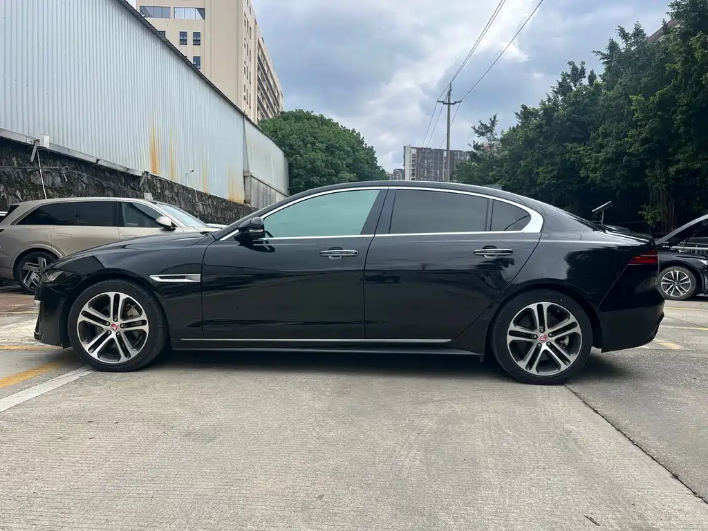 Jaguar XEL 2020 2.0T 200PS R-DYNAMIC Sport