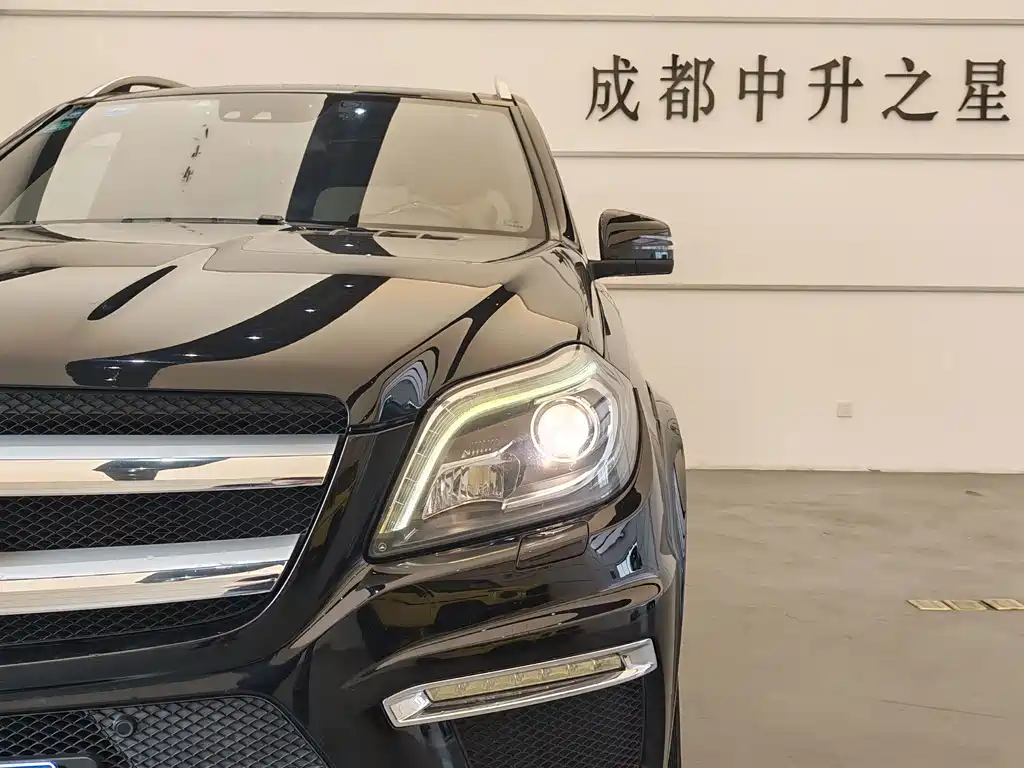 Mercedes-Benz GL-Class — миниатюра 17