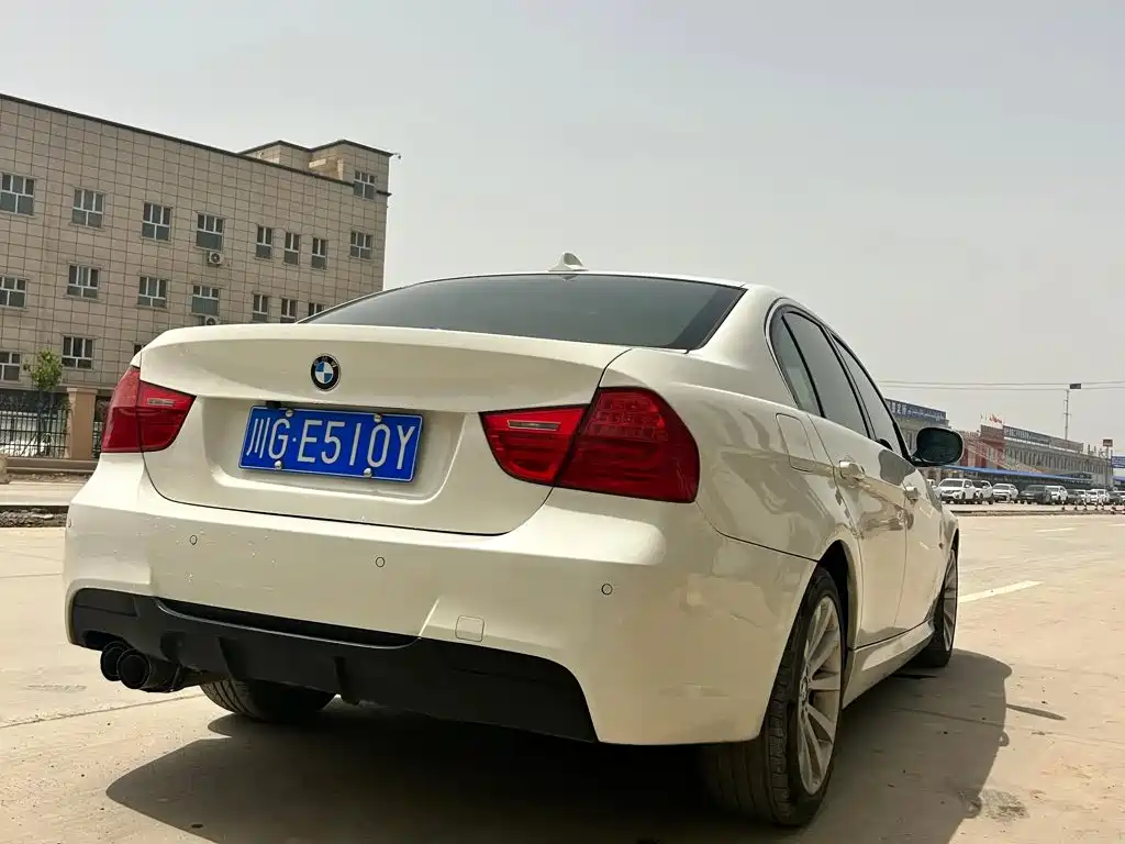 BMW 3 Series — миниатюра 4