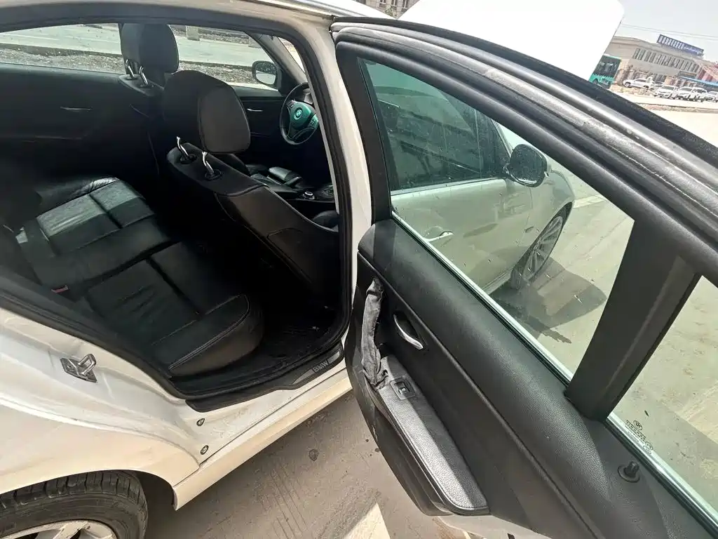 BMW 3 Series — миниатюра 19
