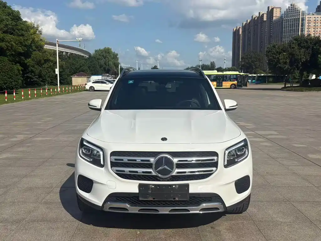Mercedes-Benz GLB — миниатюра 2