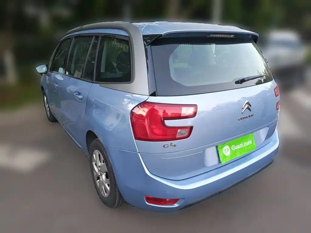 Citroen C4 Picasso — миниатюра 4