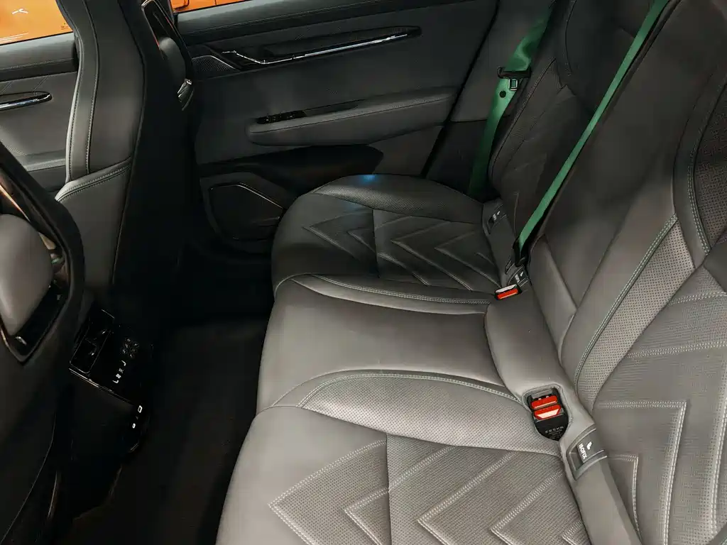 ZEEKR EXTREME KRYPTON 001