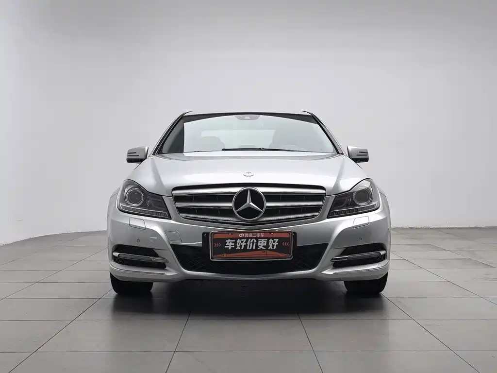 Mercedes-Benz C-Class — миниатюра 3