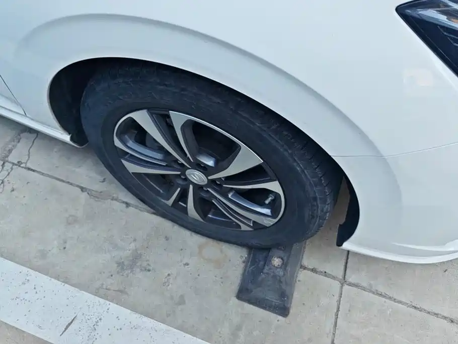 Changan Eado — миниатюра 6