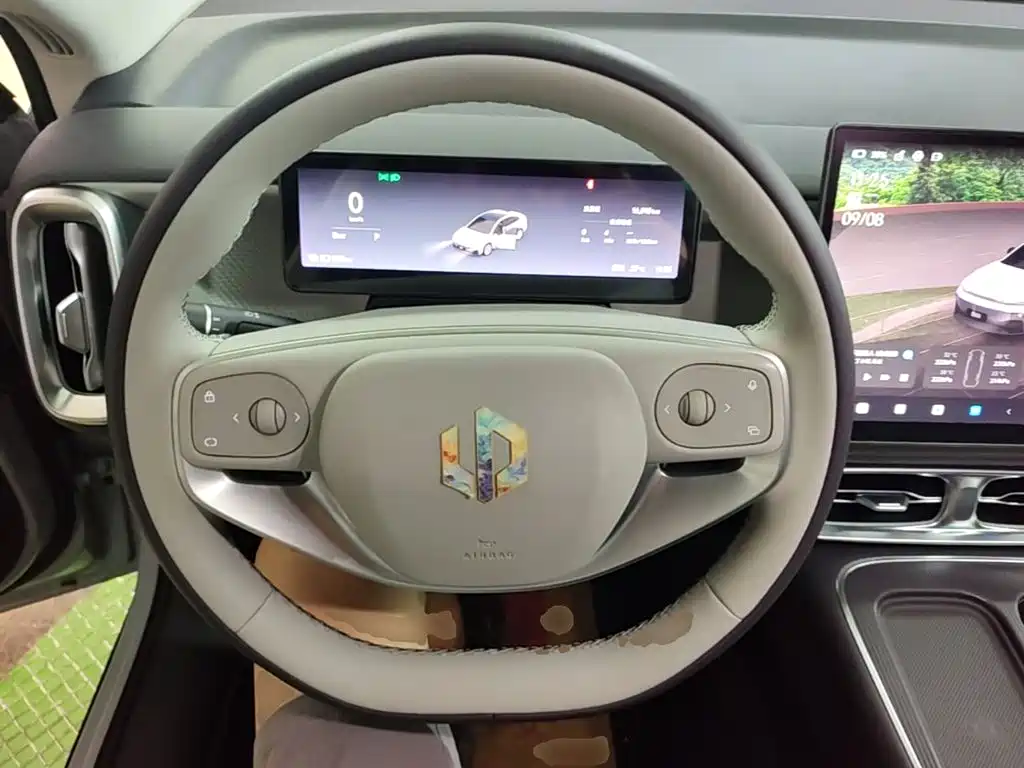 Leapmotor Leapmotor B01 — миниатюра 11