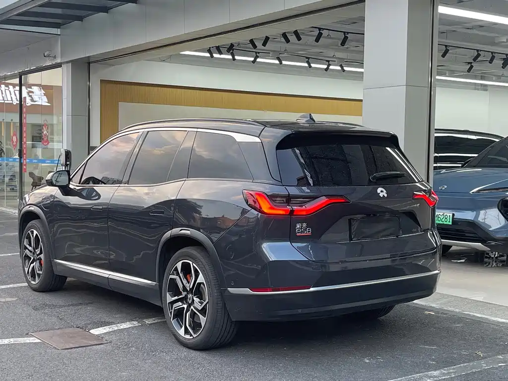 NIO ES8 — миниатюра 6