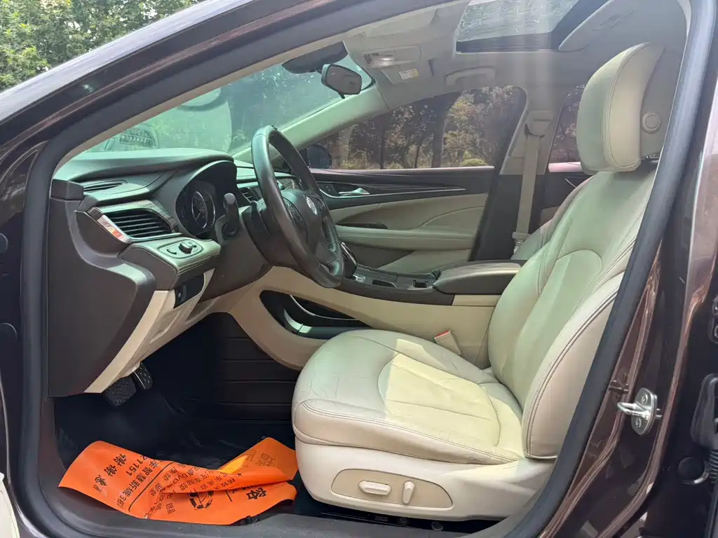 Buick LaCrosse — миниатюра 6