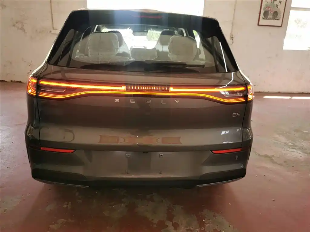 Geely Galaxy Galaxy E5 E5 2026 530km