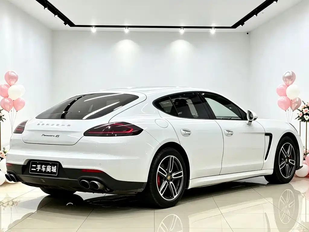 Porsche Panamera — миниатюра 7