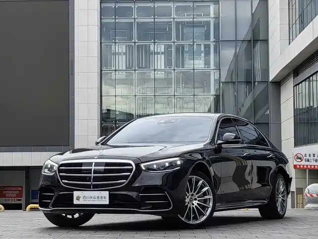 Mercedes-Benz S-Class — фото 1