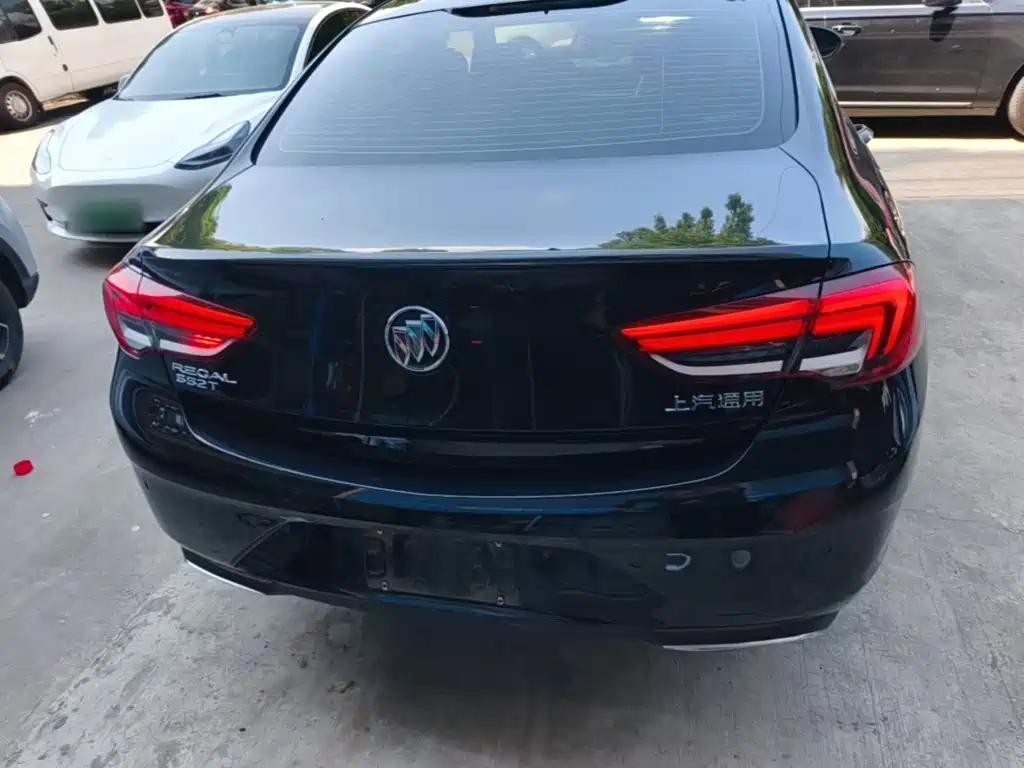 Buick Regal — миниатюра 6