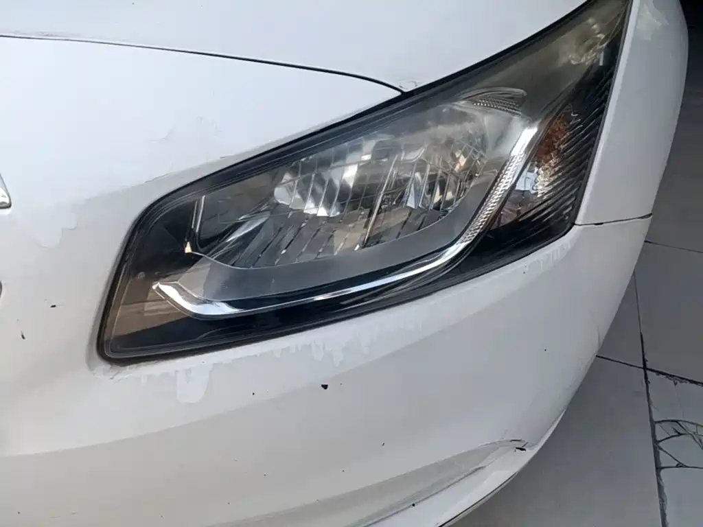 Chevrolet Cruze — миниатюра 24