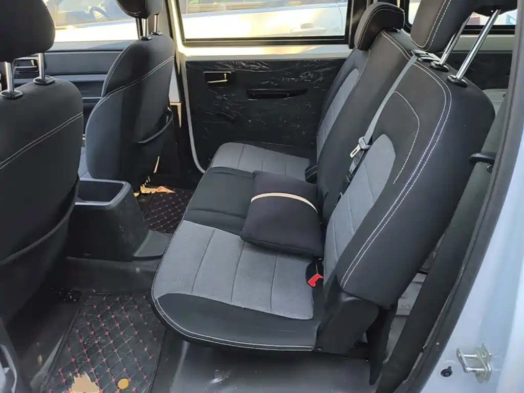 Wuling Hongguang PLUS — миниатюра 22