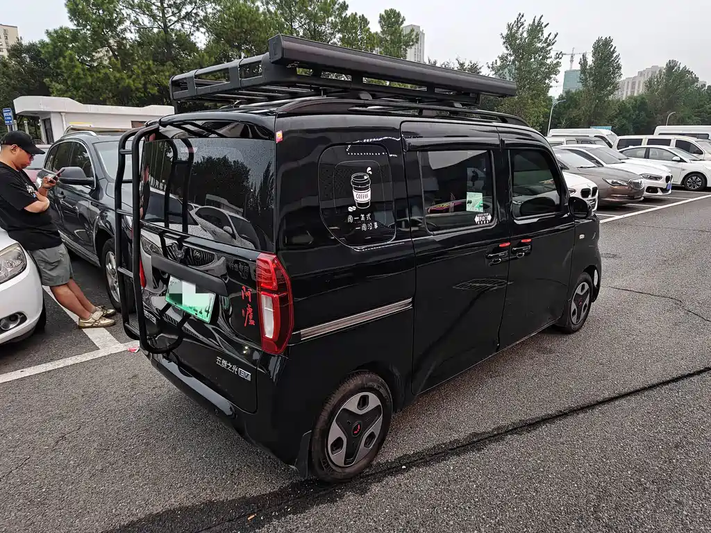 Wuling Zhiguang EV — миниатюра 3