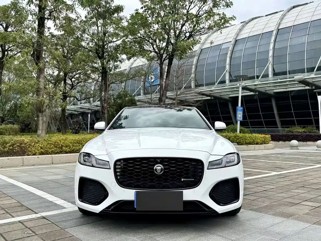 Jaguar XFL 2021 XFL 2.0T P250 Sport