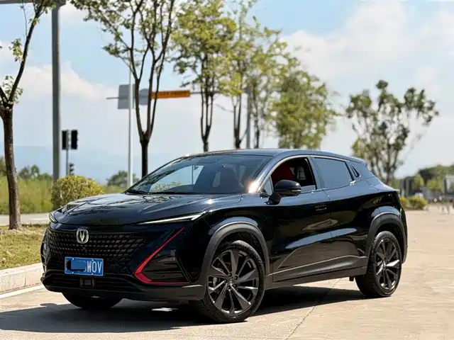 CHANGAN  UNI T 2021