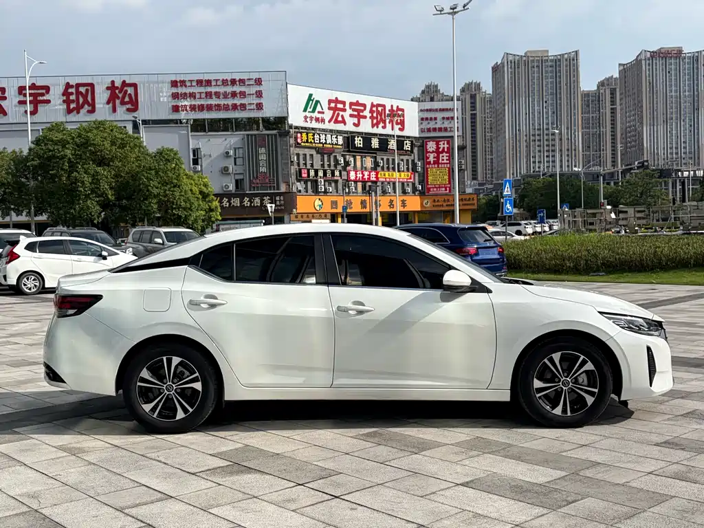 Nissan Sylphy — миниатюра 5