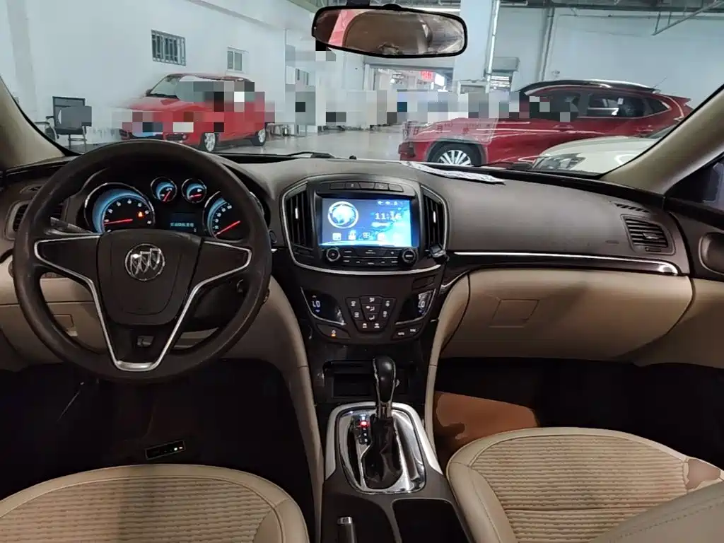 Buick Regal — миниатюра 10