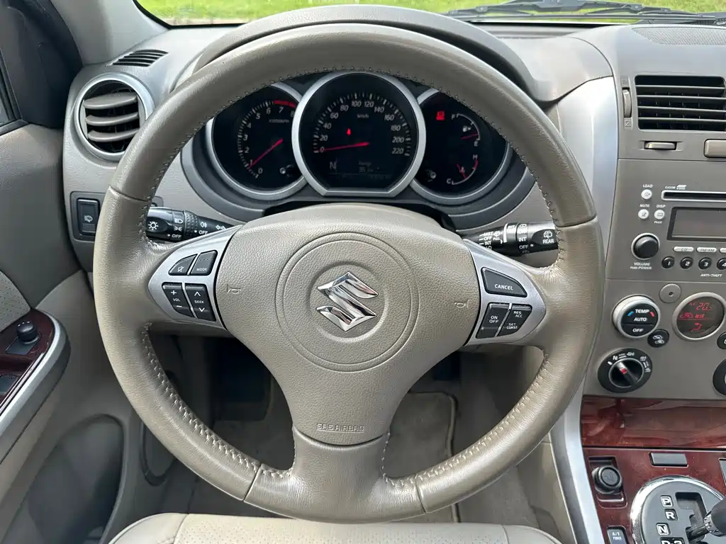 Suzuki Grand Vitara — миниатюра 17