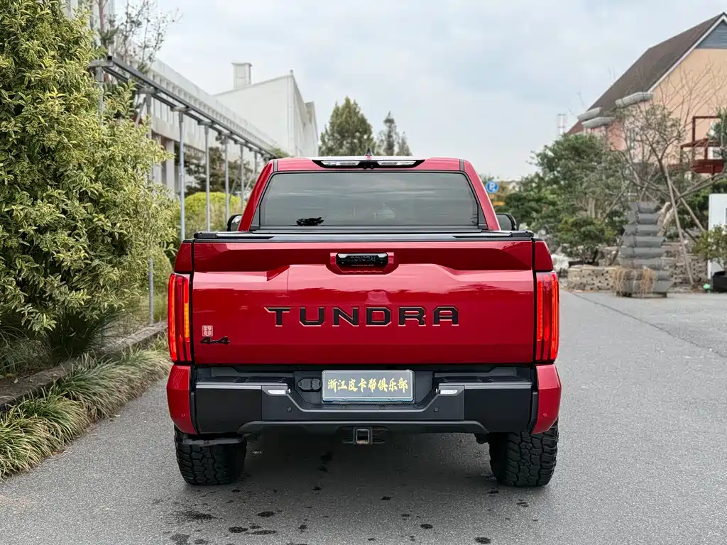 Toyota Tundra 2023 3.5L AT