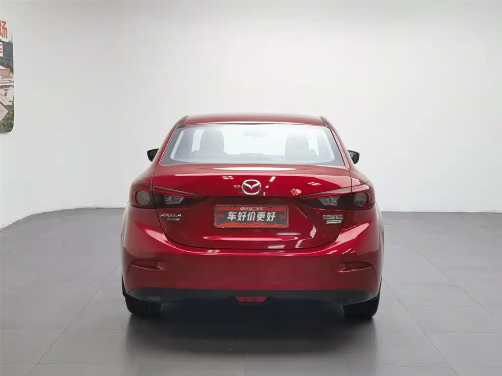 Mazda Mazda3 3 2017 2.0L AT Luxury V